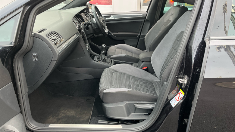 Volkswagen Golf 1.5 TSI EVO 150 R-Line 5dr Petrol Hatchback